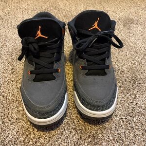 Jordan Kids Black and Orange Sneakers